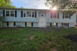 2C Pleasant St, Plainfield, CT 06374 - Photo 1