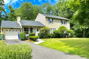 391 Chestnut Hill Ave, Waterbury, CT 06704 - Photo 1