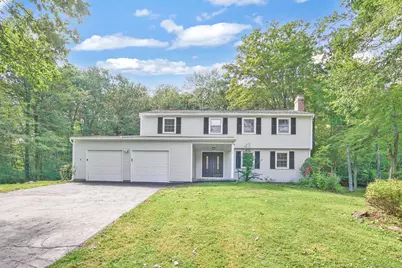 17 Amy Lane, Simsbury, CT 06070 - Photo 1