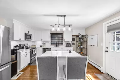 15 Woodlawn Avenue, Enfield, CT 06082 - Photo 1