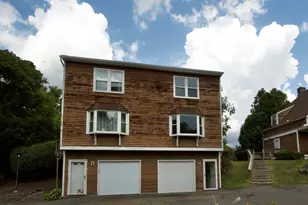 690 N Colony Rd, Meriden, CT 06450 - Photo 1