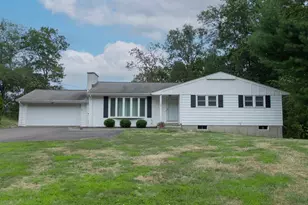 185 Mansfield Grove Rd, East Haven, CT 06512 - Photo 1