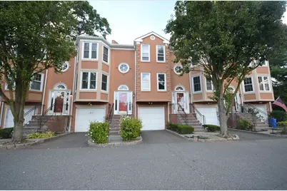 2675 Park Avenue #22, Bridgeport, CT 06604 - Photo 1