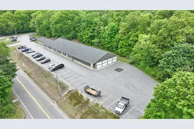 627 Route 82, Montville, CT 06370 - Photo 1