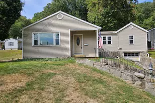 27 Bissell Pl, Seymour, CT 06483 - Photo 1
