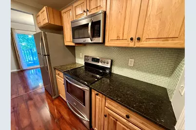 41 Rock Spring Road #APT 9, Stamford, CT 06906 - Photo 1
