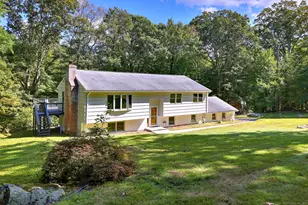 20 Falcon Ln, Bethany, CT 06524 - Photo 1