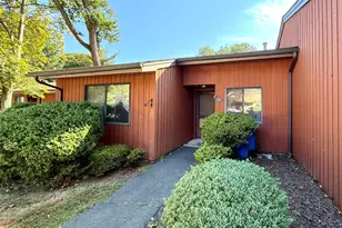 519 Asbury Ridge, Shelton, CT 06484 - Photo 1