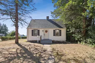 1030 Townsend Ave, New Haven, CT 06512 - Photo 1