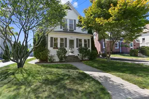 325 Suburban Ave, Fairfield, CT 06825 - Photo 1