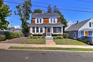 7 Roberts St, West Haven, CT 06516 - Photo 1