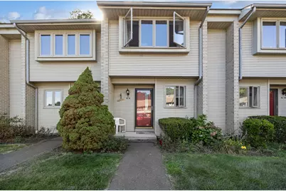 827 Oronoke Road #APT 8-9, Waterbury, CT 06708 - Photo 1