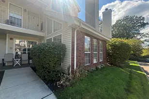 266 Carriage Crossing Ln, Middletown, CT 06457 - Photo 1