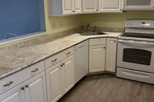 87 Wellington Dr, Farmington, CT 06032 - Photo 1