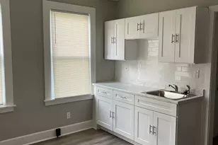 80 Hazel St, Hartford, CT 06106 - Photo 1