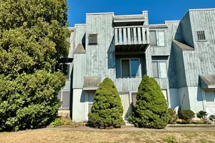 4 Birch Ln, East Haven, CT 06513 - Photo 1