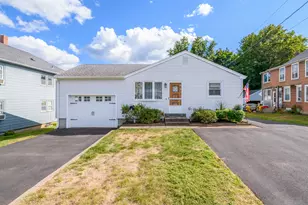 194 W Center St, Southington, CT 06489 - Photo 1