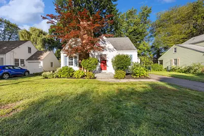 11 Farnham Road, West Hartford, CT 06119 - Photo 1