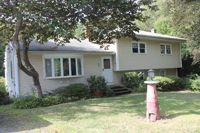 24 Stantack Road, Middletown, CT 06457 - Photo 1