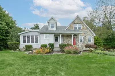 7 Carolyn Court, North Haven, CT 06473 - Photo 1