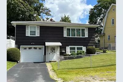 92 Macauley Avenue, Waterbury, CT 06705 - Photo 1