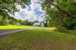 124 Orchard Hill Rd, Pomfret, CT 06259 - Photo 1