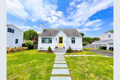 22 Oldfield Drive, Fairfield, CT 06824 - Photo 1