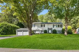 21 Glen Cir, Seymour, CT 06483 - Photo 1