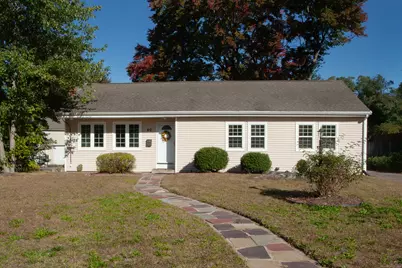 40 Larrabee Street, East Hartford, CT 06108 - Photo 1