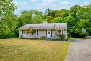 20 Jackson Dr, Danbury, CT 06811 - Photo 1