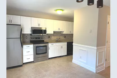 585 Park Road #11-2, Waterbury, CT 06708 - Photo 1