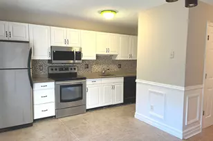 585 Park Rd, Waterbury, CT 06708 - Photo 1