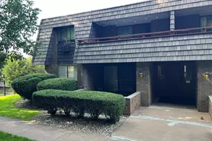 64 Oxbow Dr, Glastonbury, CT 06033 - Photo 1