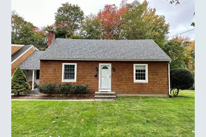 31 Cottage Place, Old Saybrook, CT 06475 - Photo 1