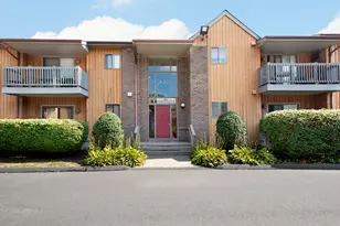 12 Riverview Dr, Bridgeport, CT 06606 - Photo 1