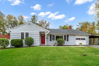 5 Fleetwood Drive, Newtown, CT 06482 - Photo 1