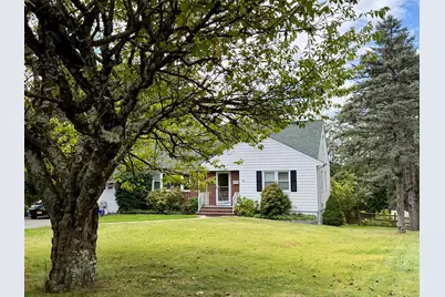 32 Locust Lane, Stamford, CT 06905 - Photo 1