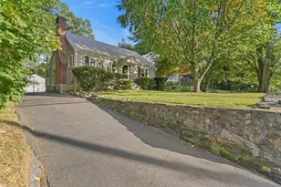 21 Hoyt St, Darien, CT 06820 - Photo 1