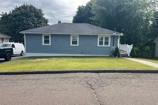 23 Davis St, Meriden, CT 06450 - Photo 1