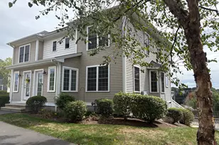 22 Hammer Pl, Branford, CT 06405 - Photo 1