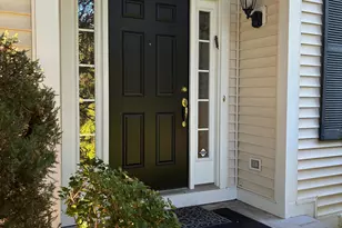 84 Goodwin Cir, Hartford, CT 06105 - Photo 1