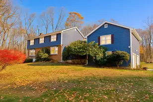 7 Council Dr, Oxford, CT 06478 - Photo 1