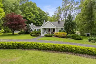 570 West St, Guilford, CT 06437 - Photo 1