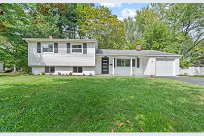 12 Banbury Lane, Bloomfield, CT 06002 - Photo 1