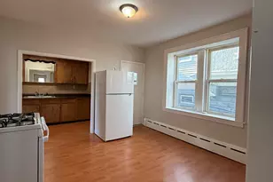 404 Congress Ave, Waterbury, CT 06708 - Photo 1