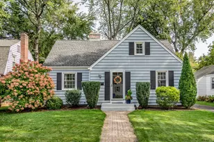 10 Farnham Rd, West Hartford, CT 06119 - Photo 1