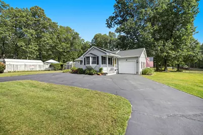 328 North Maple Street, Enfield, CT 06082 - Photo 1