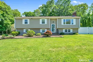 17 Briarwood Ln, Branford, CT 06405 - Photo 1