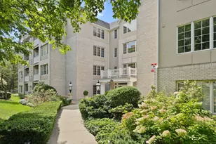 2 Homestead Ln, Greenwich, CT 06831 - Photo 1