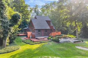 122 Old Post Rd, Old Saybrook, CT 06475 - Photo 1